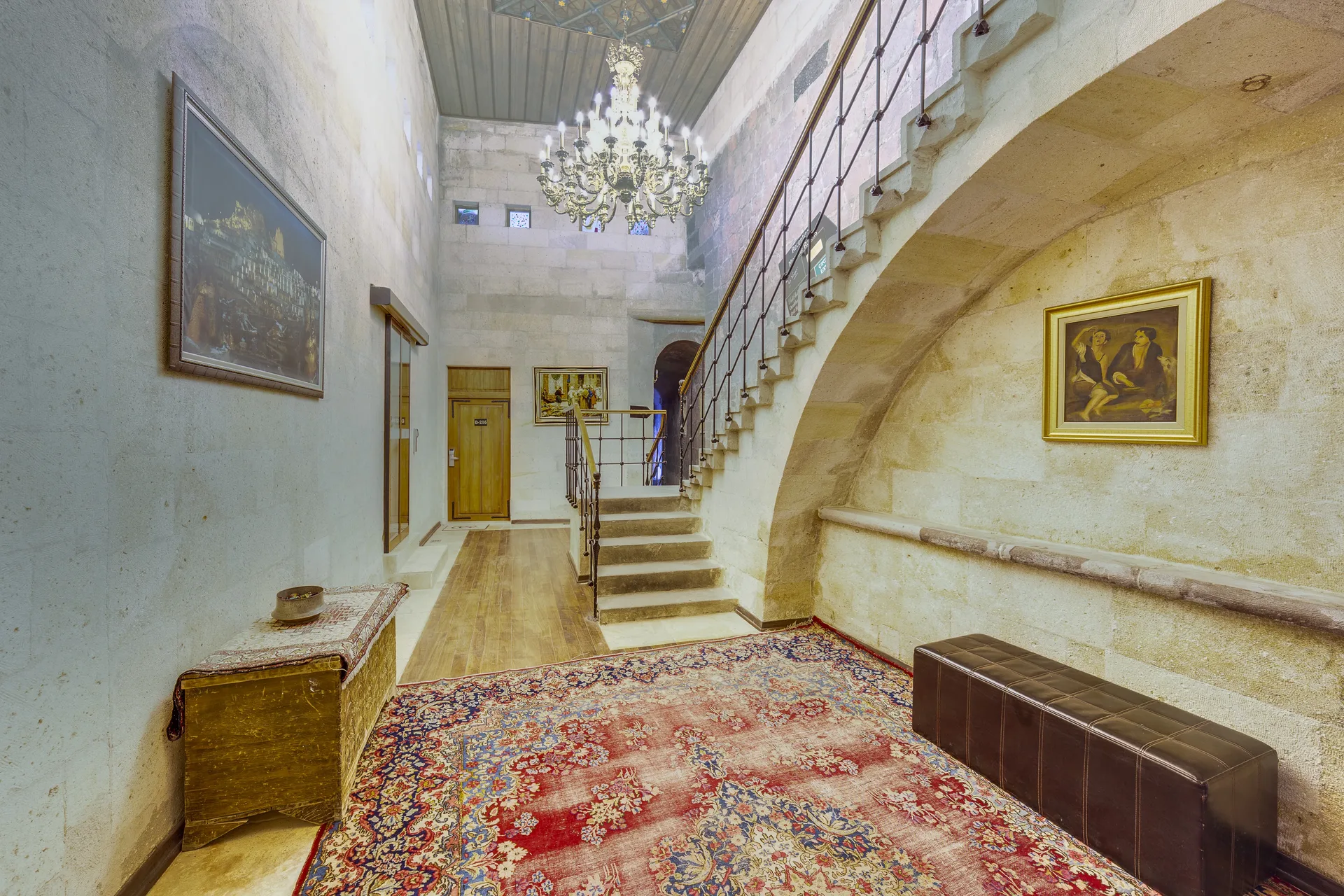 Mağara Otel Nedir? Kapadokya Taş ve Kaya Odalarında Konfor